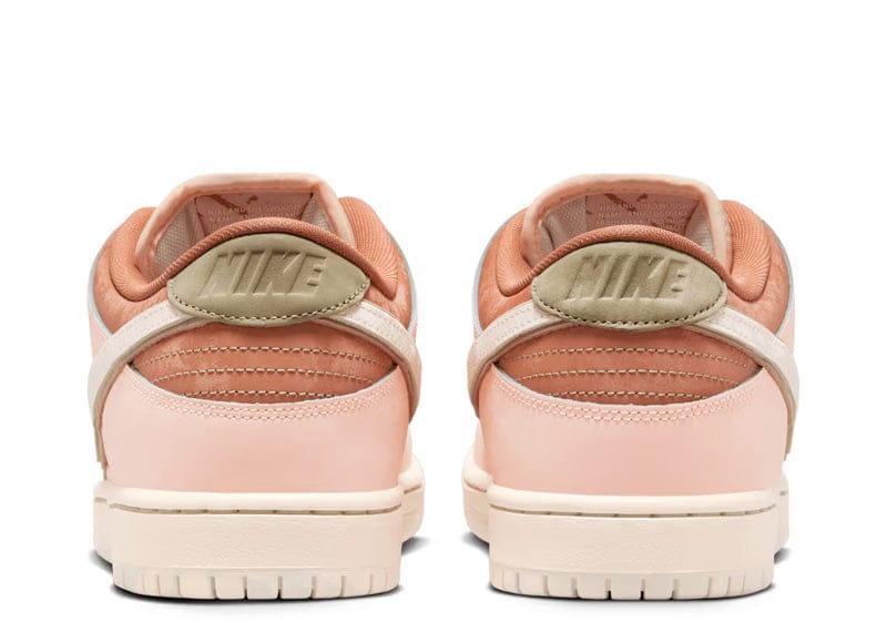Nike SB Dunk Low Trocadéro Gardens