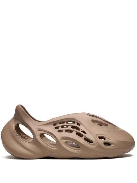 adidas Yeezy YEEZY Foam Runner "Clay Taupe" sneakers