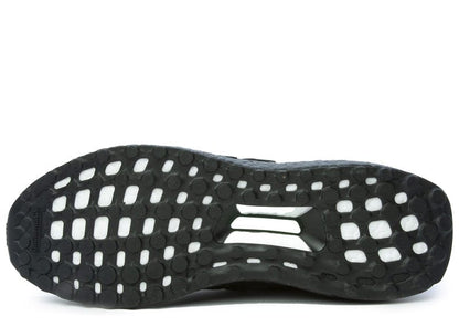 adidas Ultra Boost 5.0 DNA Triple Black