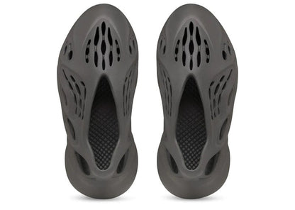 adidas Yeezy Foam RNR Carbon