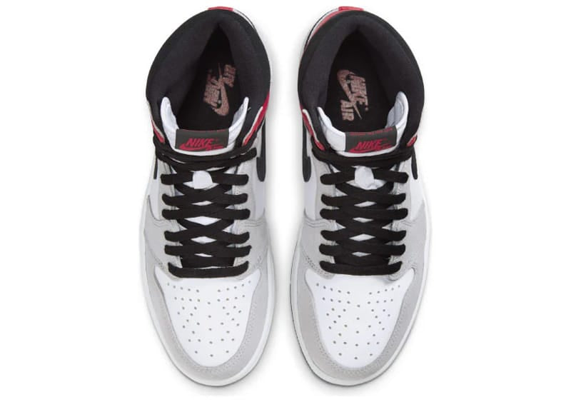 Jordan 1 Retro High Light Smoke Grey