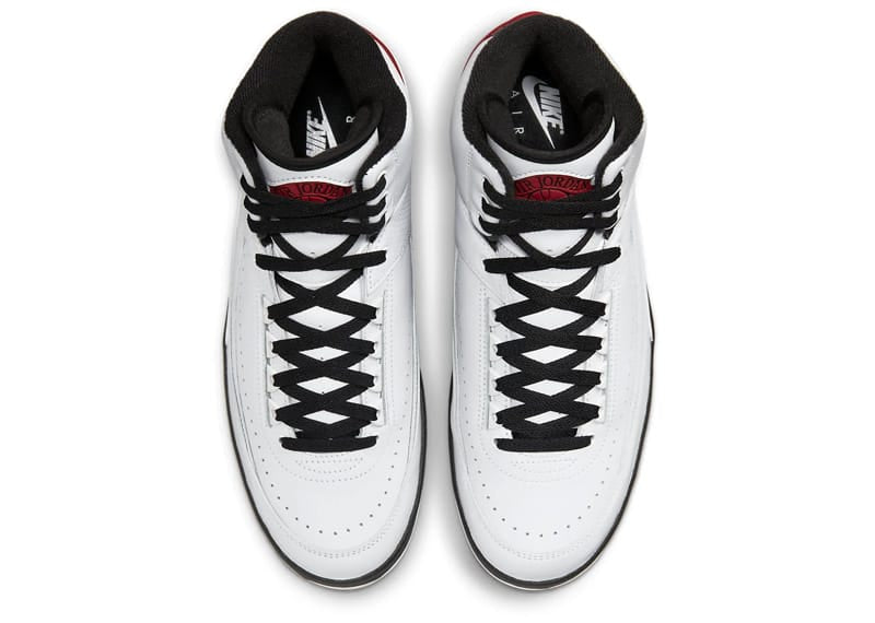 Jordan 2 Retro OG Chicago (2022)
