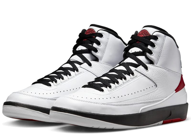 Jordan 2 Retro OG Chicago (2022)