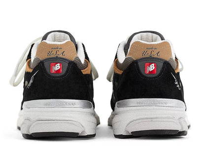 New Balance 990v3 MiUSA Black Tan