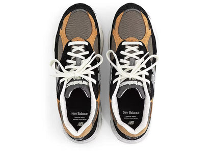 New Balance 990v3 MiUSA Black Tan