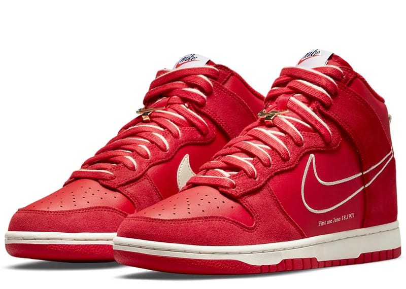 Nike Dunk High SE First Use Pack Red