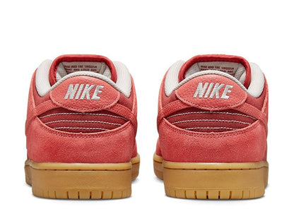 Nike SB Dunk Low Adobe