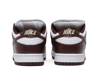 Nike SB Dunk Low Supreme Stars Barkroot Brown (2021)