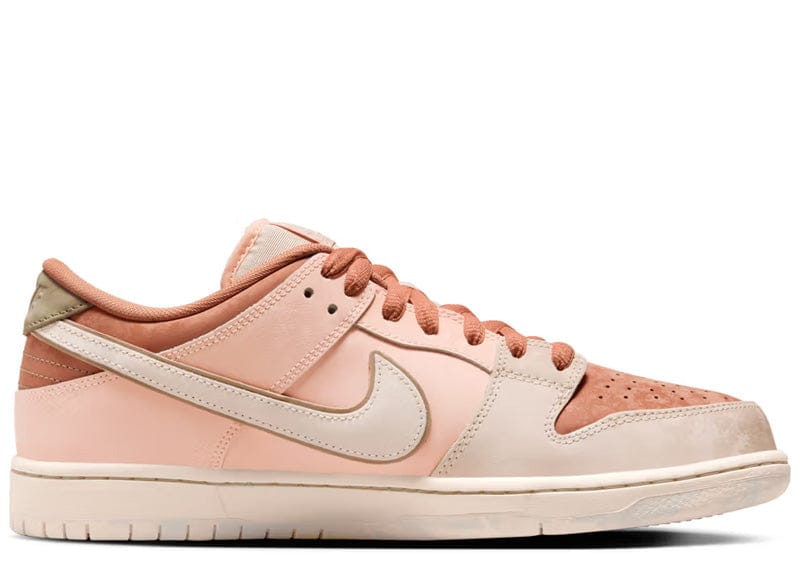 Nike SB Dunk Low Trocadéro Gardens